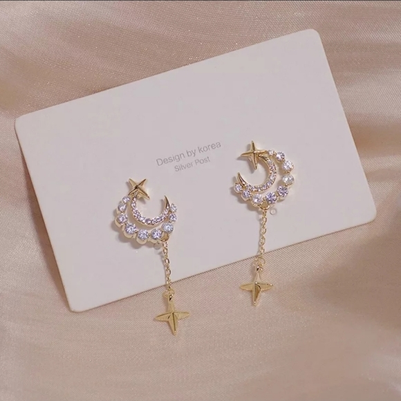 SOLD SOLD SOLD Gold Moon and Stars Earrings - Picture 5 of 5